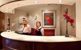 Mercure Livingston Hotel